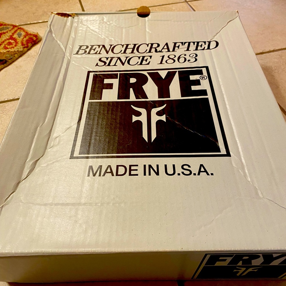 Frye boots, 12R Harness. Size 7. Good condition.